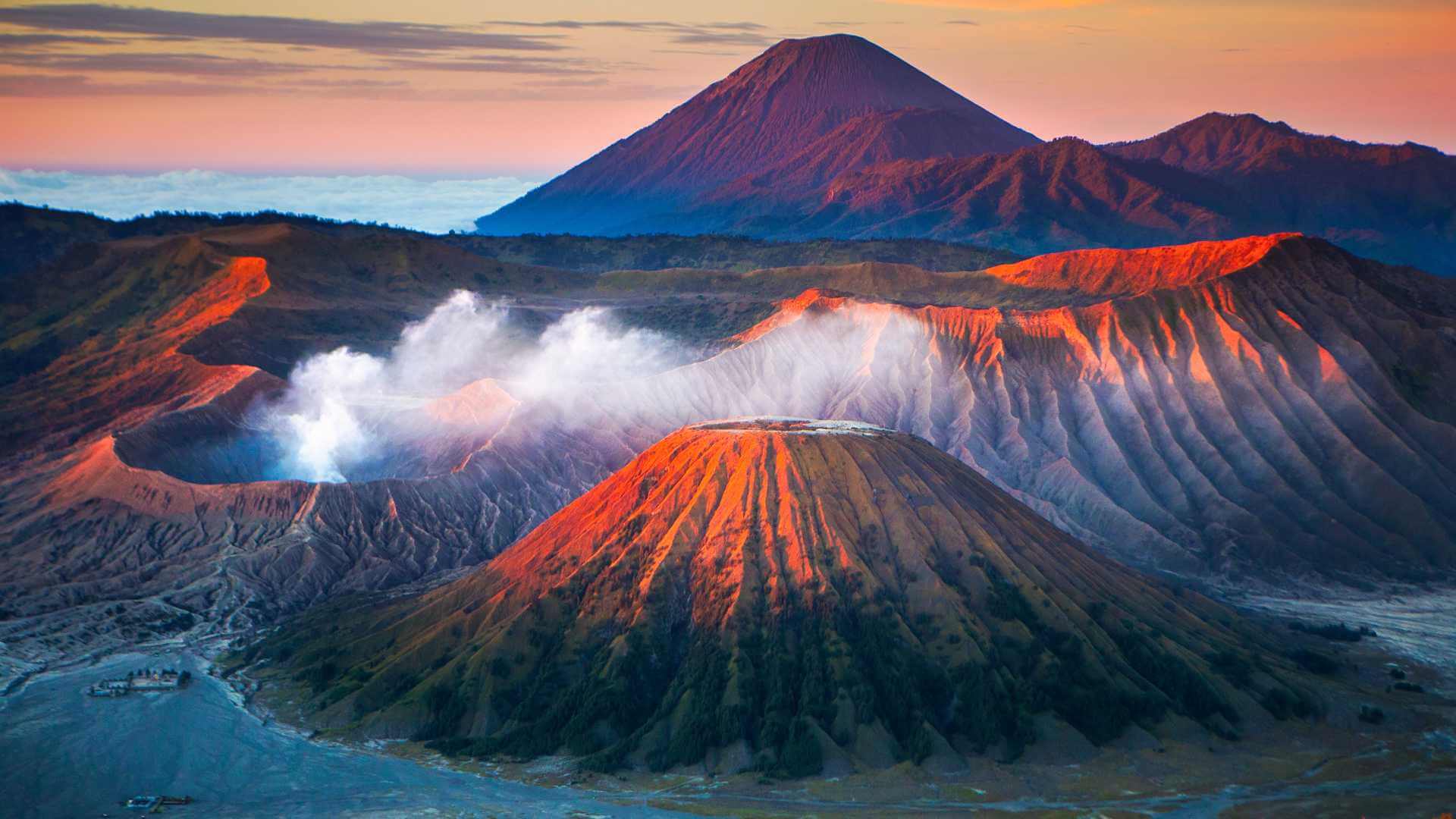 Surabaya volcano Mount Bromo Indonesia Holiday Guide